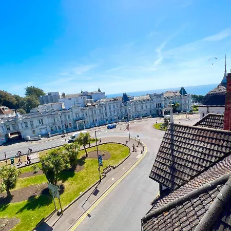 Lovely Apartment, One Minute From Bournemouth Beach And Town.-2